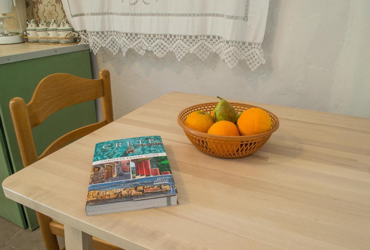 Feneri 3 -Cozy Rustic Apt 20' From Elafonisi Beach Perivolia  Exteriér fotografie